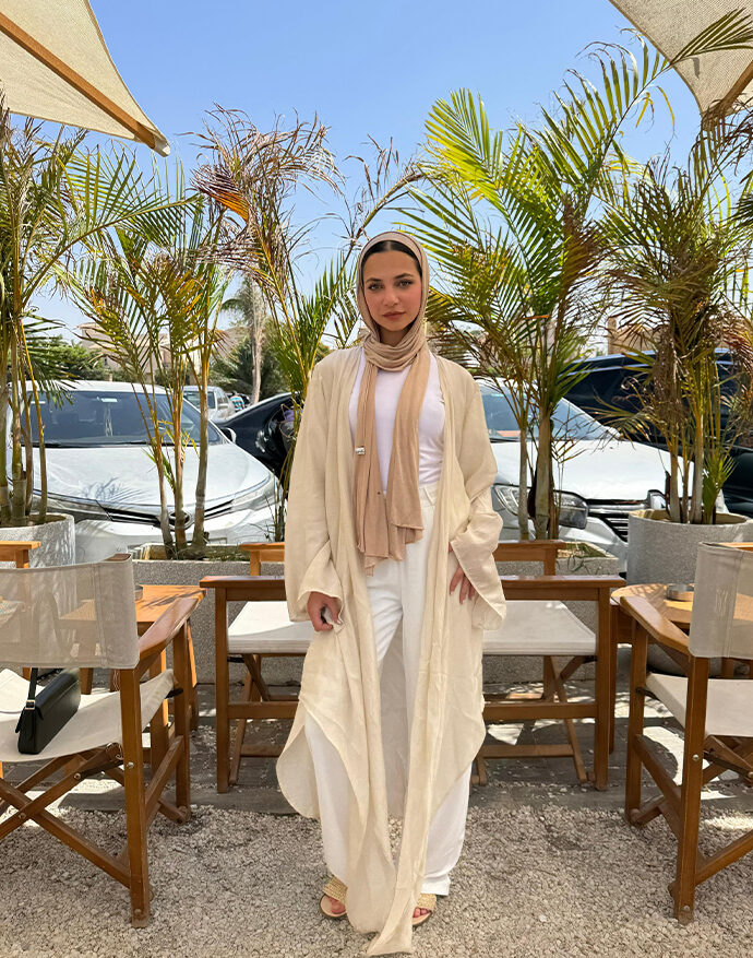 Zahraa Cardigan-Beige